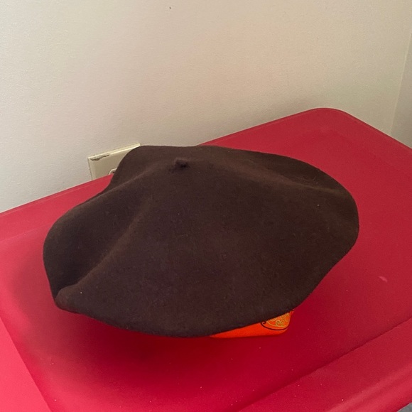 Tolosa Tupida Dark Brown Beret - Picture 1 of 5